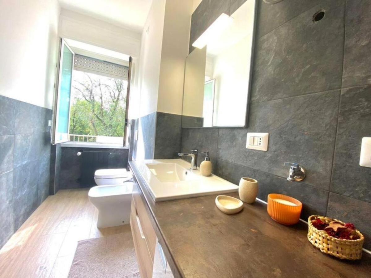 Federico'S House - Eleganza E Stile In Via Anselmo Da Baggio Apartment Milan Bagian luar foto
